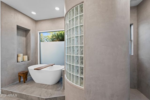 6626 E Bent Tree Drive, Scottsdale, AZ 85266