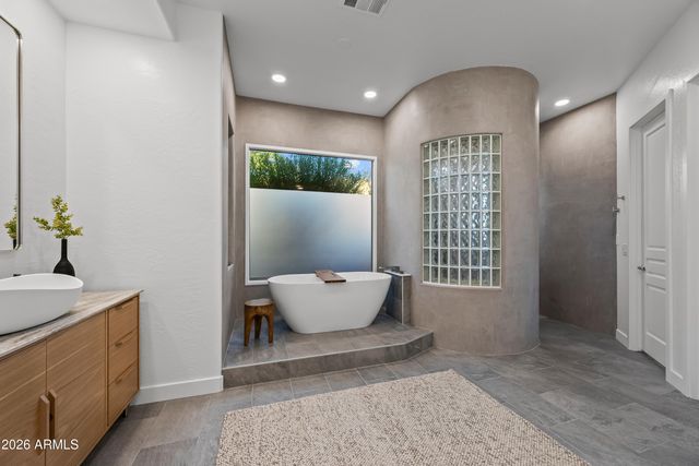 6626 E Bent Tree Drive, Scottsdale, AZ 85266