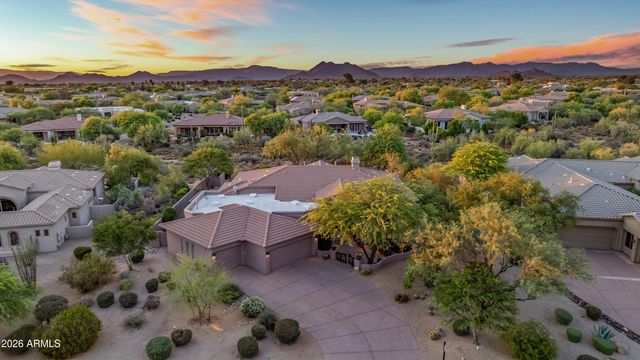 6626 E Bent Tree Drive, Scottsdale, AZ 85266
