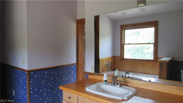 10295 Youngstown Salem Road, Salem, OH 44460