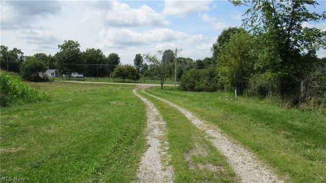 10295 Youngstown Salem Road, Salem, OH 44460
