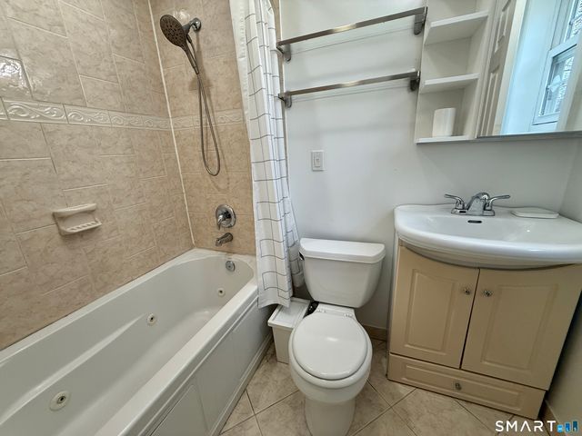 70 Renwick Place, Bridgeport, CT 06604