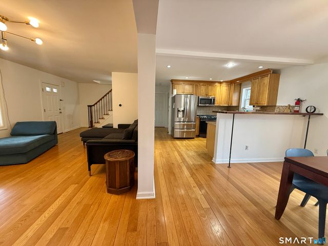 70 Renwick Place, Bridgeport, CT 06604