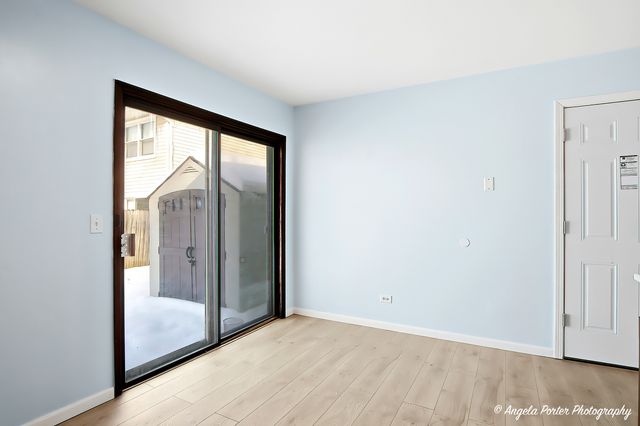 831 Washington Street 2, Woodstock, IL 60098