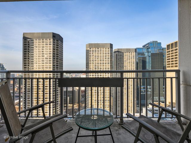 125 S Jefferson Street 3203, Chicago, IL 60661