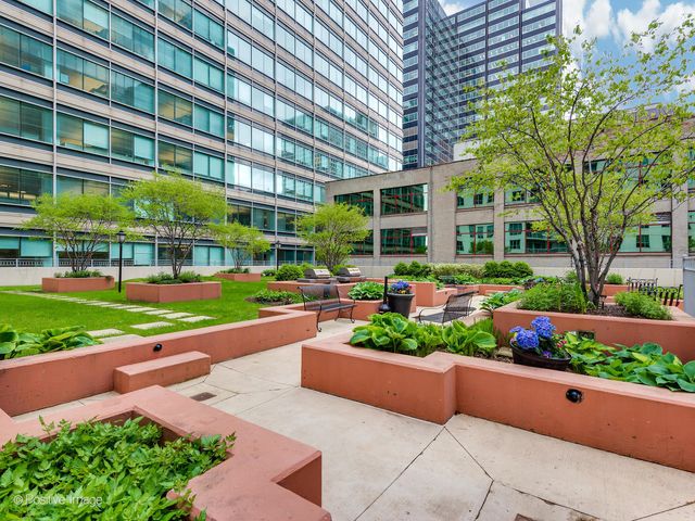 125 S Jefferson Street 3203, Chicago, IL 60661