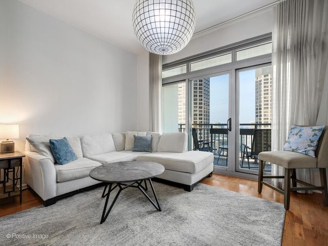 125 S Jefferson Street 3203, Chicago, IL 60661