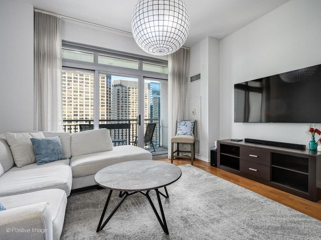 125 S Jefferson Street 3203, Chicago, IL 60661