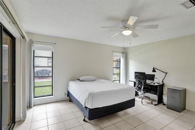 1527 SW 22nd Terrace, Deerfield Beach, FL 33442