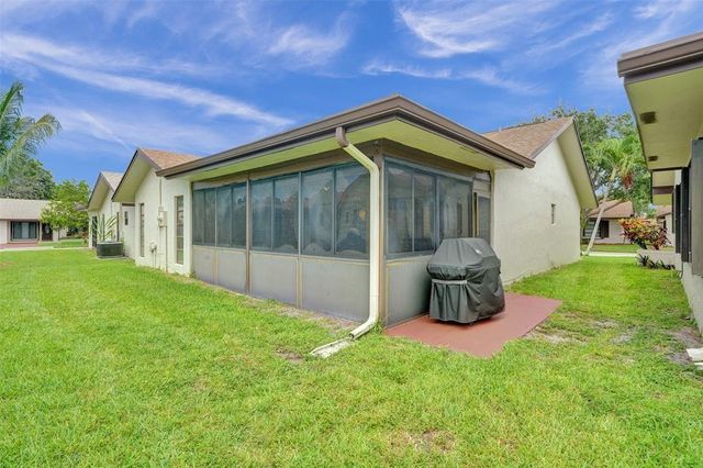 1527 SW 22nd Terrace, Deerfield Beach, FL 33442