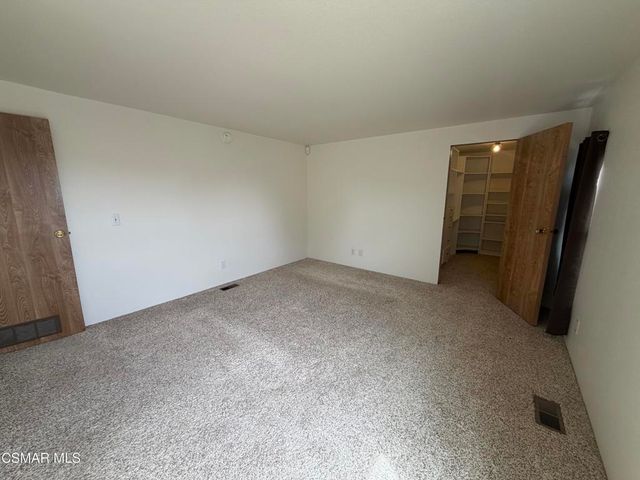 15455 Glenoaks Boulevard 489, Sylmar, CA 91342