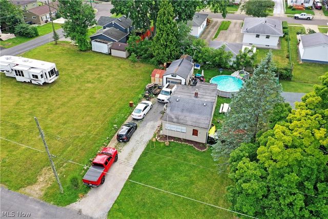 42 Dangel Avenue, Akron, OH 44312