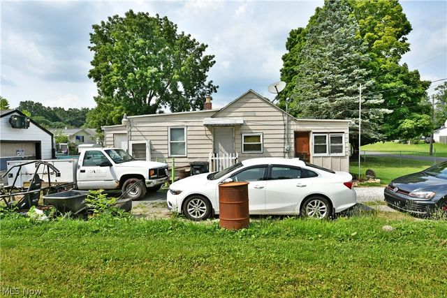 42 Dangel Avenue, Akron, OH 44312