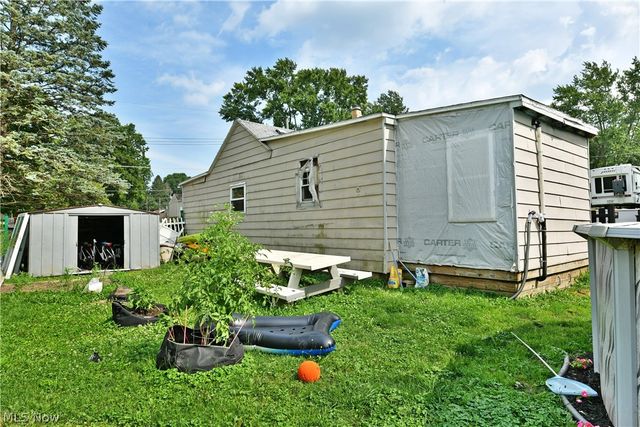 42 Dangel Avenue, Akron, OH 44312
