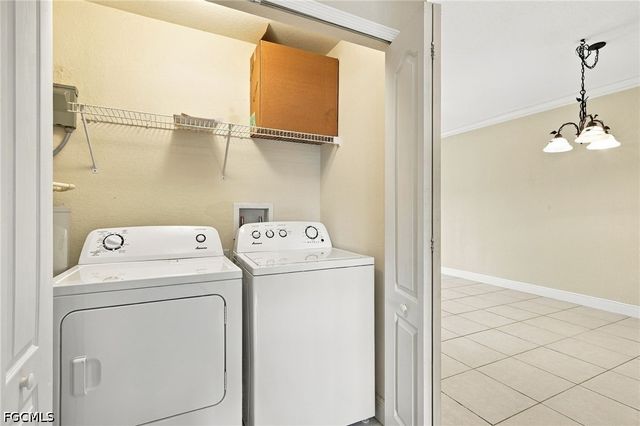 1227 SE 23rd PL 2, Cape Coral, FL 33990
