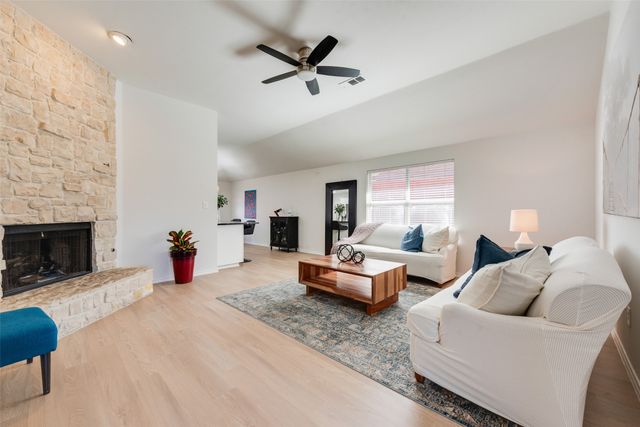 4104 Creekmeadow Drive, Carrollton, TX 75010