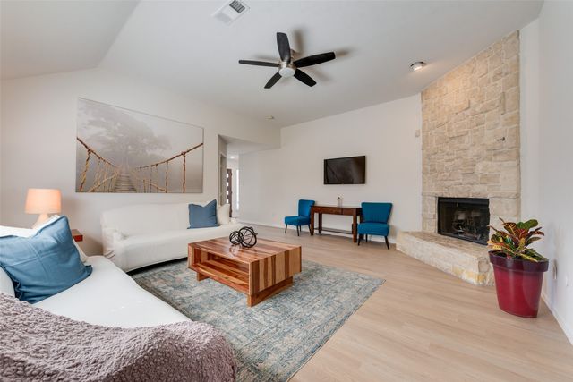 4104 Creekmeadow Drive, Carrollton, TX 75010