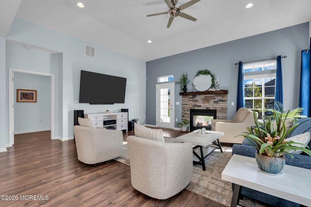 59 Milky Way Drive, Barnegat, NJ 08005