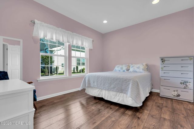 59 Milky Way Drive, Barnegat, NJ 08005