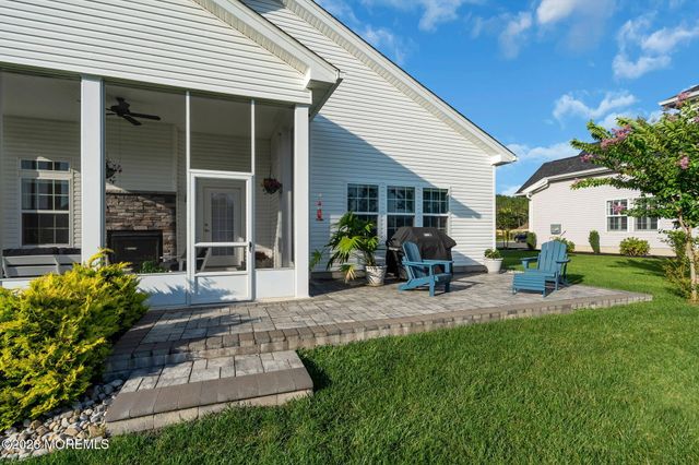 59 Milky Way Drive, Barnegat, NJ 08005