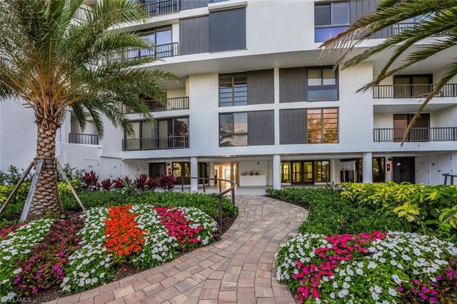 2381 Gulf Shore BLVD N 503, Naples, FL 34103