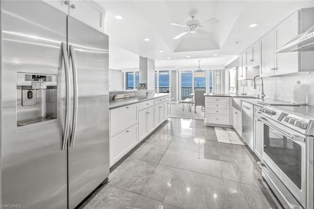 2381 Gulf Shore BLVD N 503, Naples, FL 34103