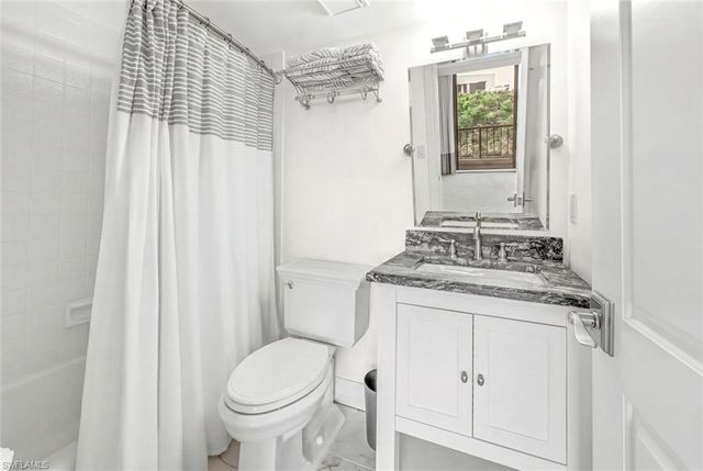 2381 Gulf Shore BLVD N 503, Naples, FL 34103