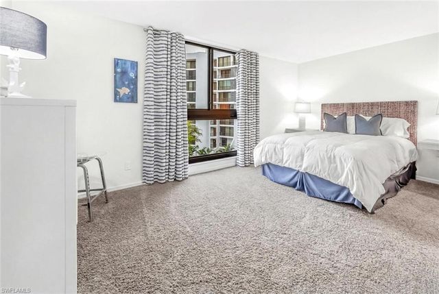 2381 Gulf Shore BLVD N 503, Naples, FL 34103