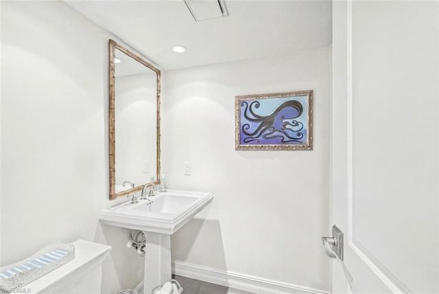 2381 Gulf Shore BLVD N 503, Naples, FL 34103