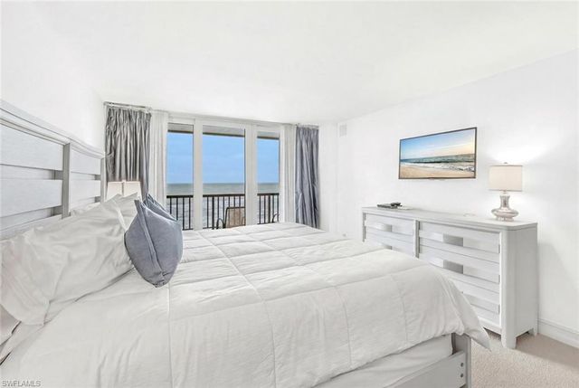2381 Gulf Shore BLVD N 503, Naples, FL 34103