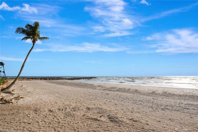 2381 Gulf Shore BLVD N 503, Naples, FL 34103