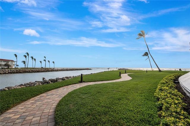 2381 Gulf Shore BLVD N 503, Naples, FL 34103