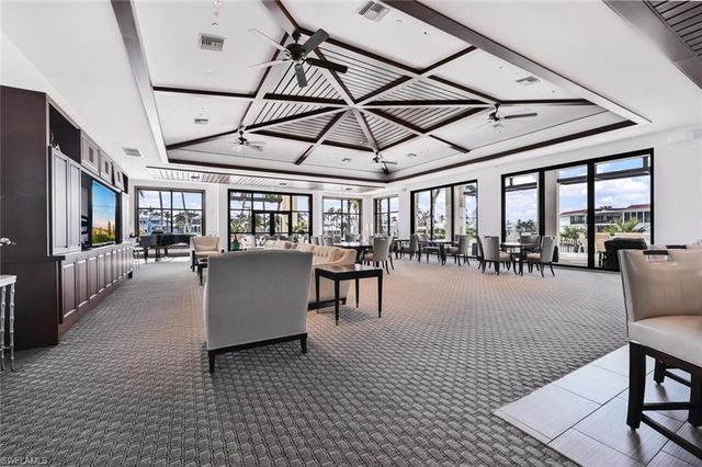 2381 Gulf Shore BLVD N 503, Naples, FL 34103
