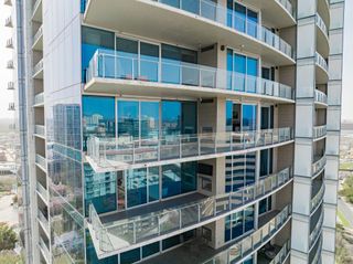 3130 N Harwood Street 2006, Dallas, TX 75201