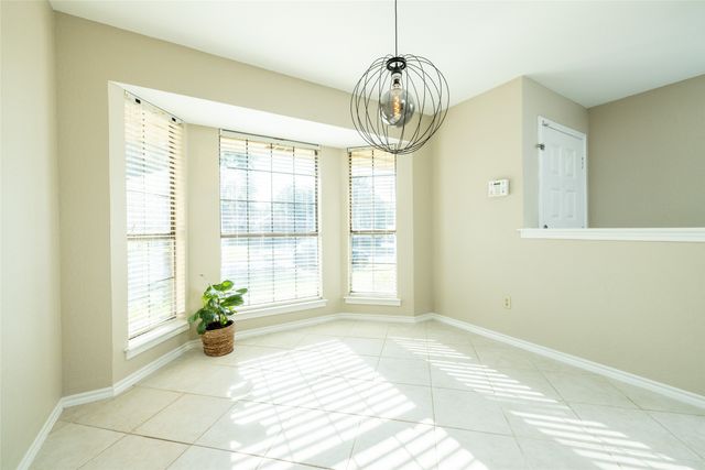 2403 Bayberry Lane, Euless, TX 76039