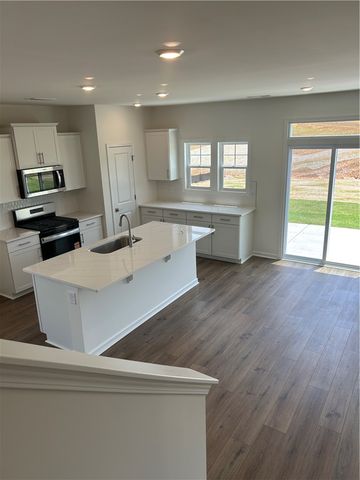 211 Bellflower Lane, Anderson, SC 29625