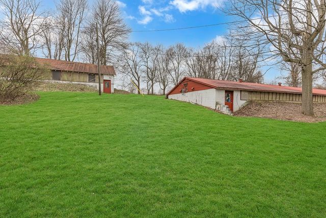 108 Pfeifer Rd, Lancaster Twp, PA 16037