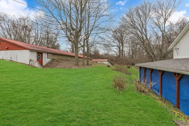 108 Pfeifer Rd, Lancaster Twp, PA 16037