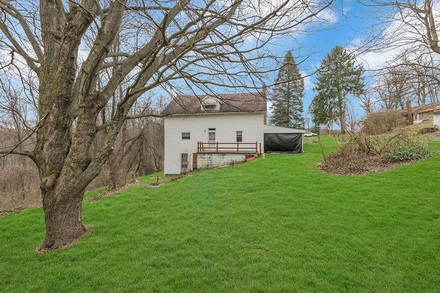 108 Pfeifer Rd, Lancaster Twp, PA 16037