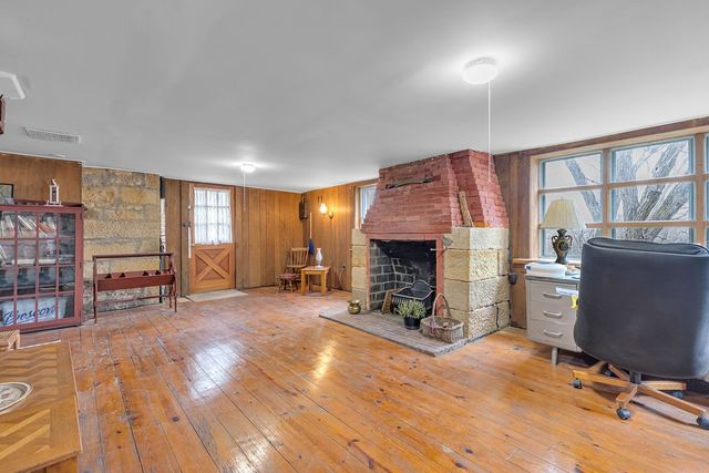 108 Pfeifer Rd, Lancaster Twp, PA 16037