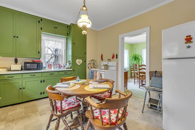 108 Pfeifer Rd, Lancaster Twp, PA 16037