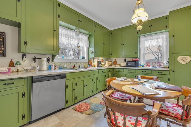 108 Pfeifer Rd, Lancaster Twp, PA 16037