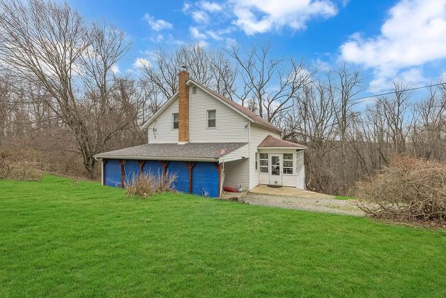 108 Pfeifer Rd, Lancaster Twp, PA 16037