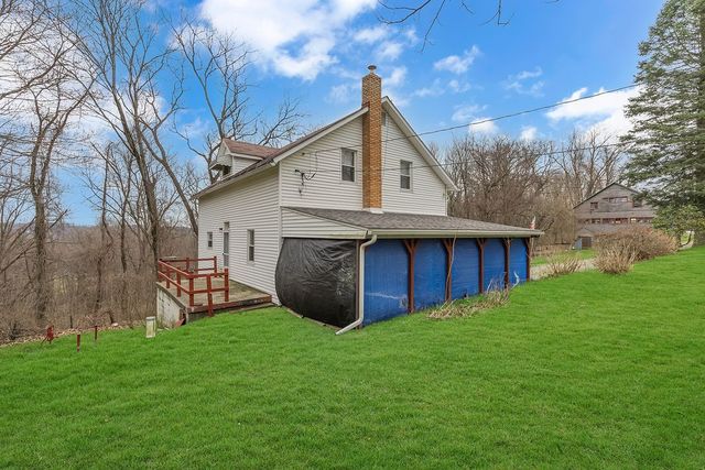 108 Pfeifer Rd, Lancaster Twp, PA 16037