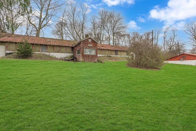 108 Pfeifer Rd, Lancaster Twp, PA 16037