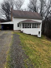 108 Pfeifer Rd, Lancaster Twp, PA 16037