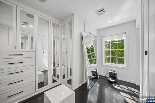 2b Paris Avenue, Rockleigh, NJ 07647