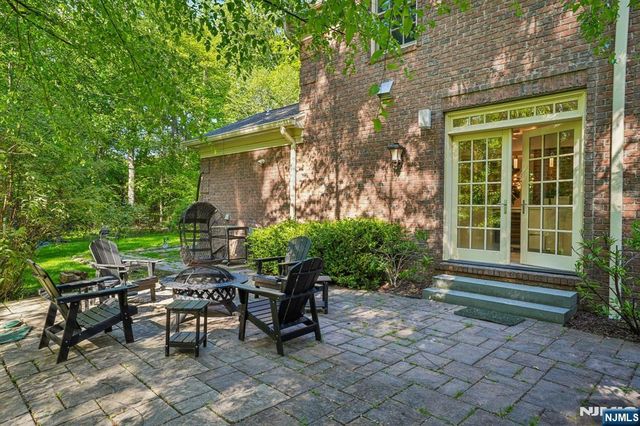 2b Paris Avenue, Rockleigh, NJ 07647