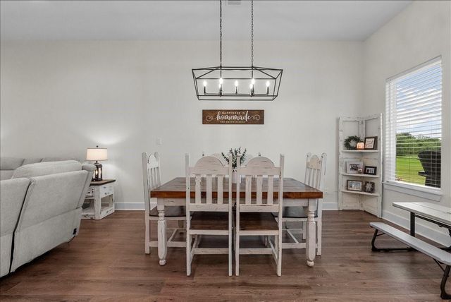 8228 Avenue L, Santa Fe, TX 77510