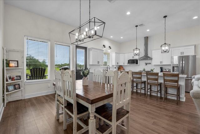 8228 Avenue L, Santa Fe, TX 77510